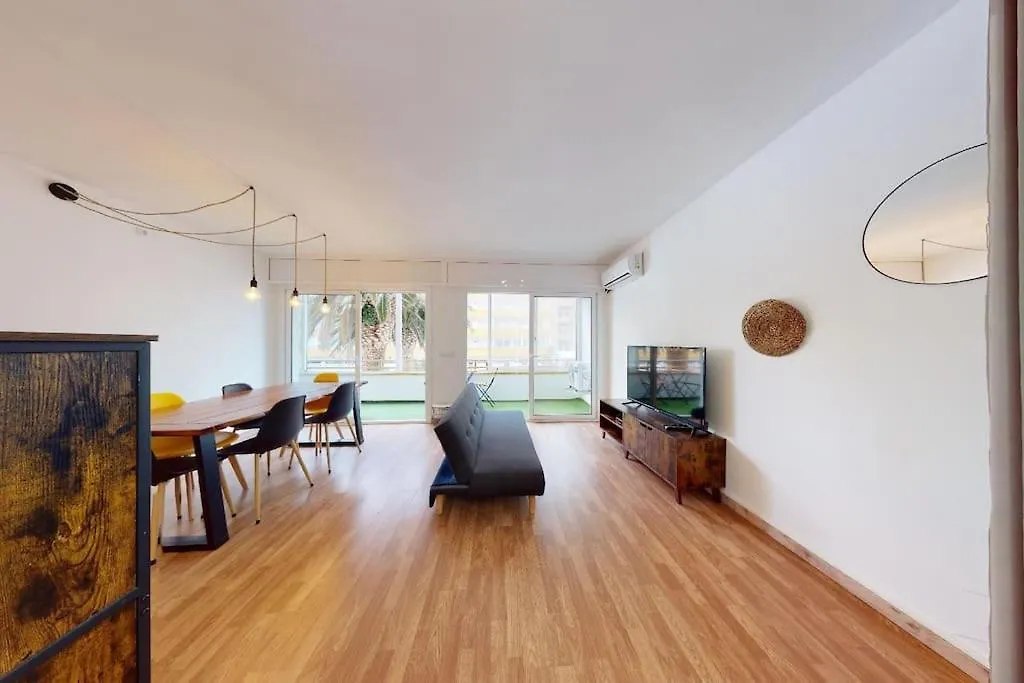Appartement 60 M2, Piscine Premiere Ligne De Mer Roses Apartment