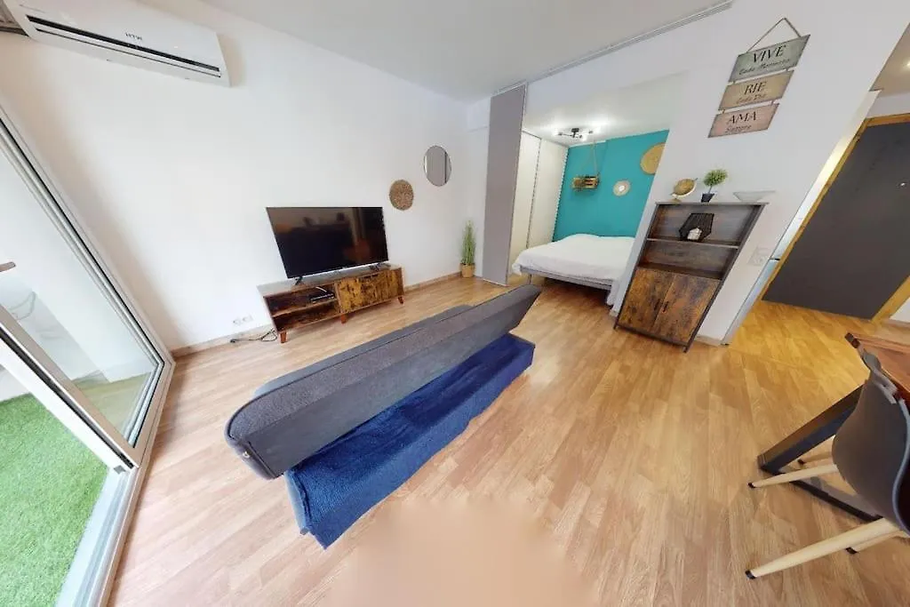 Appartement 60 M2, Piscine Premiere Ligne De Mer Roses