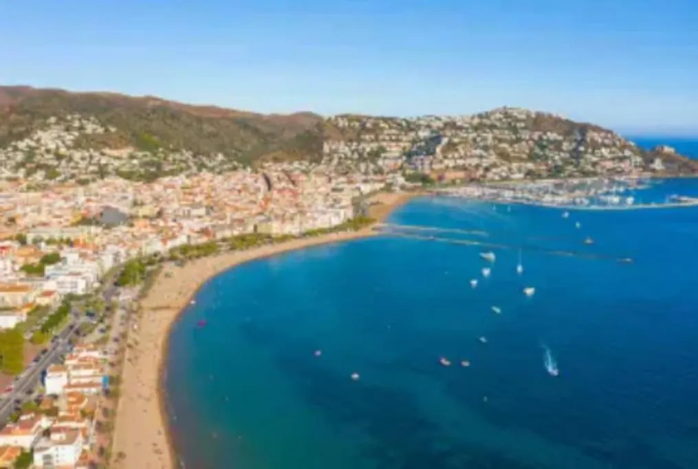 Appartement 60 M2, Piscine Premiere Ligne De Mer Roses 0*,