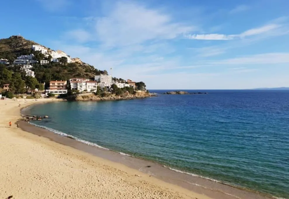 Appartement 60 M2, Piscine Premiere Ligne De Mer Roses Apartment