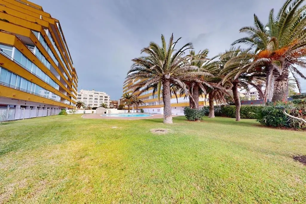 Appartement 60 M2, Piscine Premiere Ligne De Mer Roses